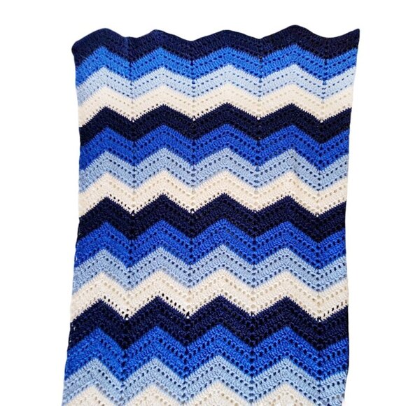 Vintage Crochet Afghan Blanket Handmade Canada Blue Chevron 72” Square Coastal - Picture 1 of 5